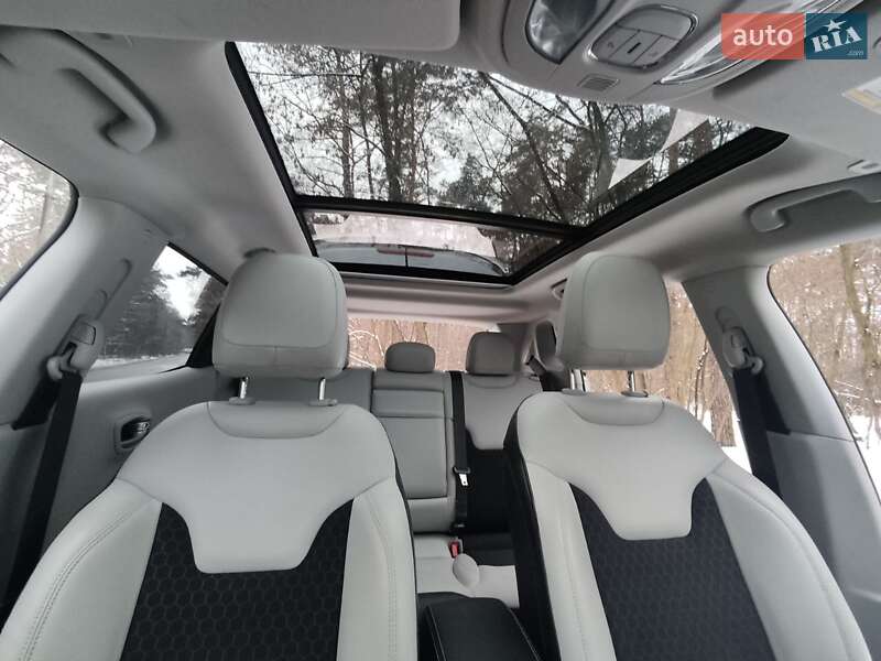 Позашляховик / Кросовер Jeep Compass 2017 в Києві фото 43 Позашляховик / Кросовер Jeep Compass 2017 в Києві