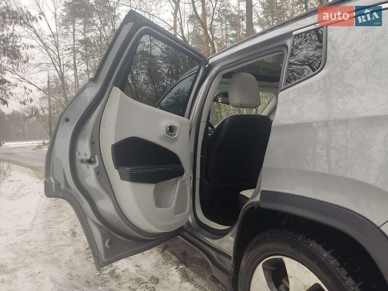 Позашляховик / Кросовер Jeep Compass 2017 в Києві фото 13 Позашляховик / Кросовер Jeep Compass 2017 в Києві