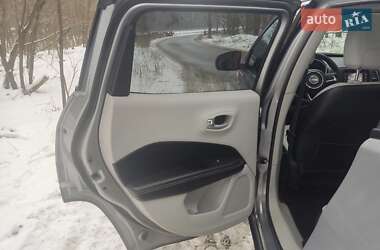Позашляховик / Кросовер Jeep Compass 2017 в Києві фото 47 Позашляховик / Кросовер Jeep Compass 2017 в Києві