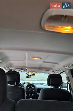 Внедорожник / Кроссовер Jeep Compass 2014 в 