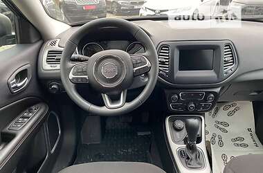 Внедорожник / Кроссовер Jeep Compass 2020 в 