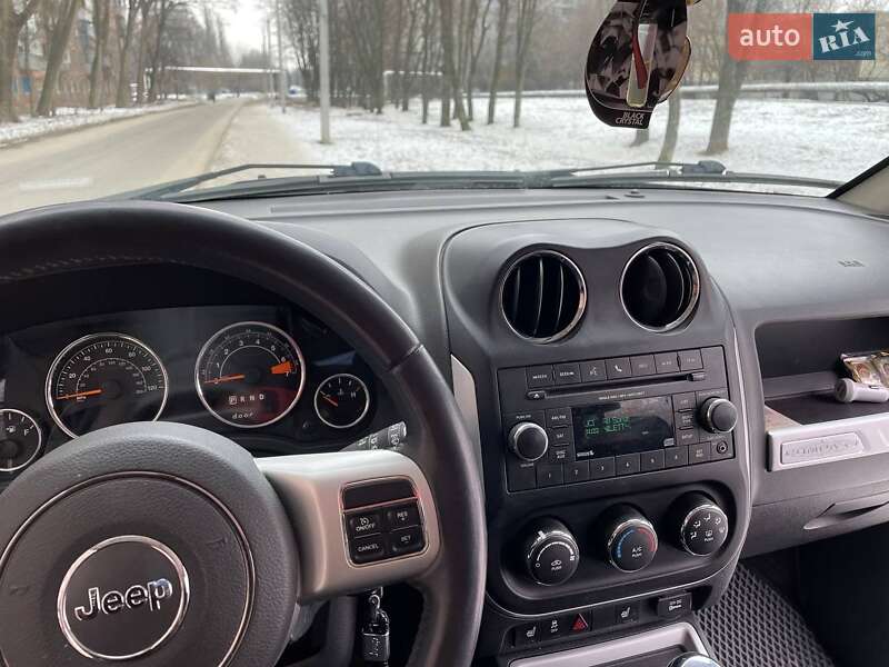 Внедорожник / Кроссовер Jeep Compass 2016 в Днепре