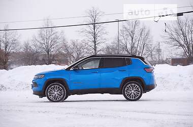 Внедорожник / Кроссовер Jeep Compass 2022 в 