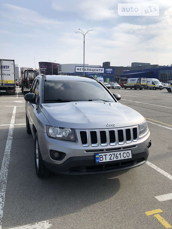 Позашляховик / Кросовер Jeep Compass 2015 в Києві