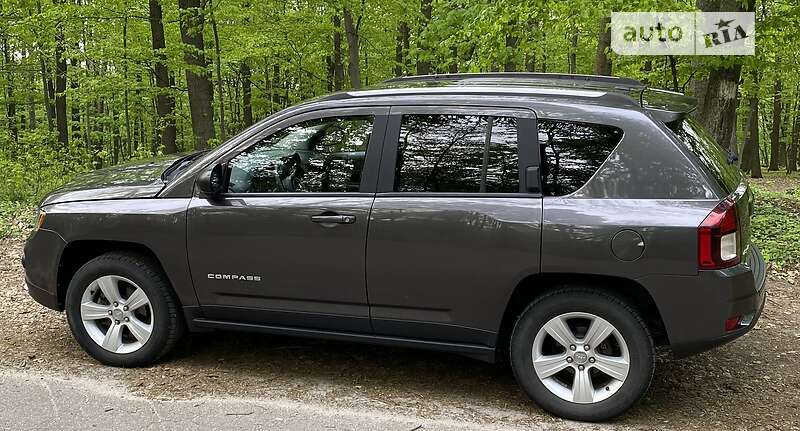 Внедорожник / Кроссовер Jeep Compass 2016 в Киеве