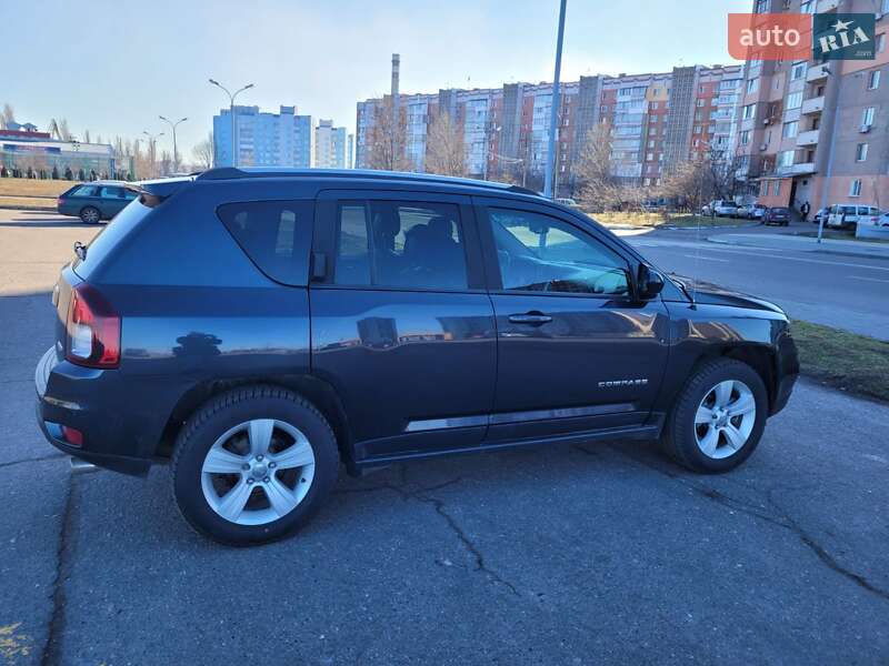 Внедорожник / Кроссовер Jeep Compass 2013 в Черкассах