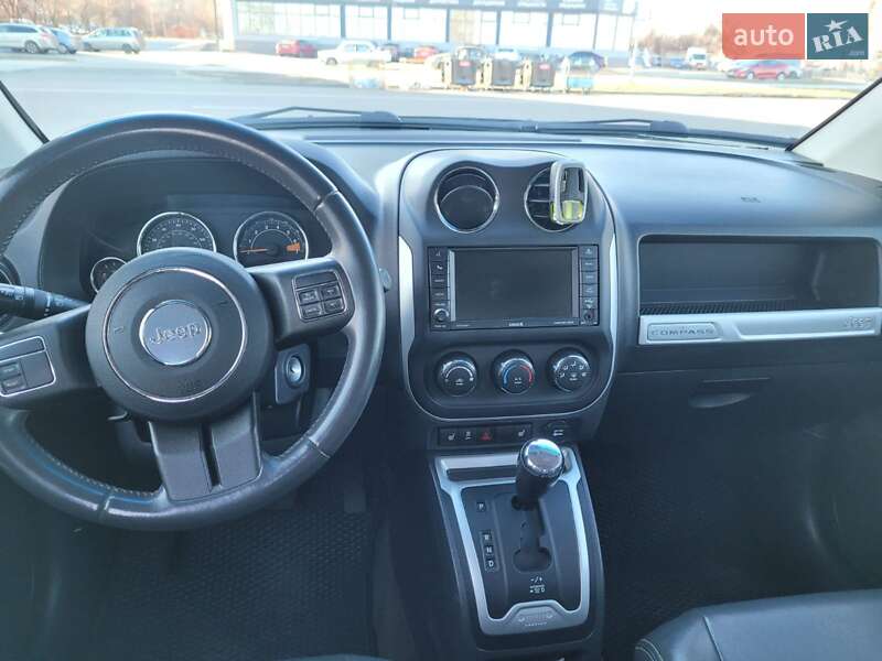 Внедорожник / Кроссовер Jeep Compass 2013 в Черкассах