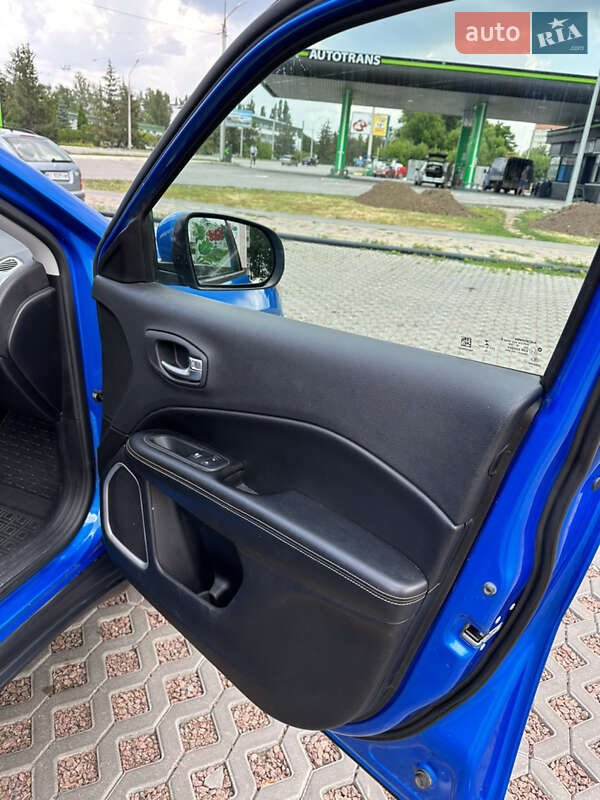 Внедорожник / Кроссовер Jeep Compass 2018 в Полтаве