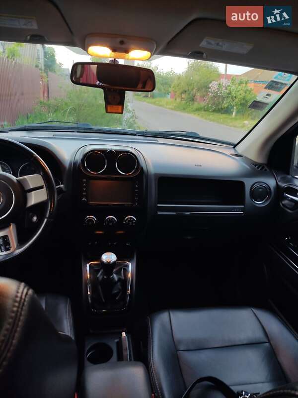 Позашляховик / Кросовер Jeep Compass 2011 в Смілі фото 11 Позашляховик / Кросовер Jeep Compass 2011 в Смілі