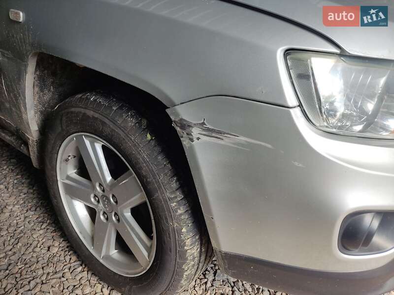 Позашляховик / Кросовер Jeep Compass 2011 в Смілі фото 15 Позашляховик / Кросовер Jeep Compass 2011 в Смілі