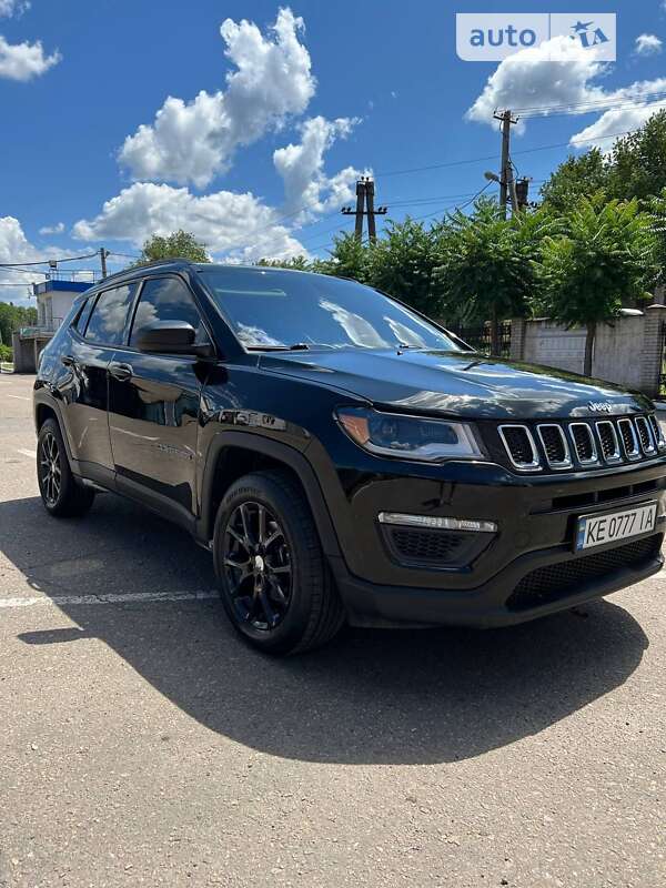 Позашляховик / Кросовер Jeep Compass 2017 в Кривому Розі