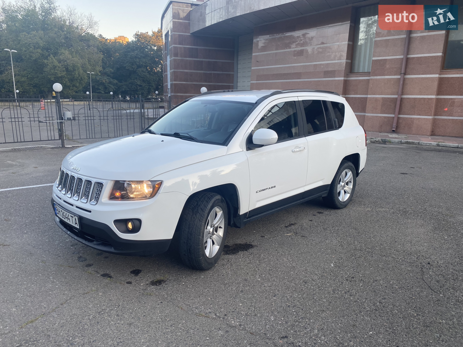 2013 Jeep Compass - мініатюра 2
