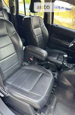 Внедорожник / Кроссовер Jeep Compass 2011 в 