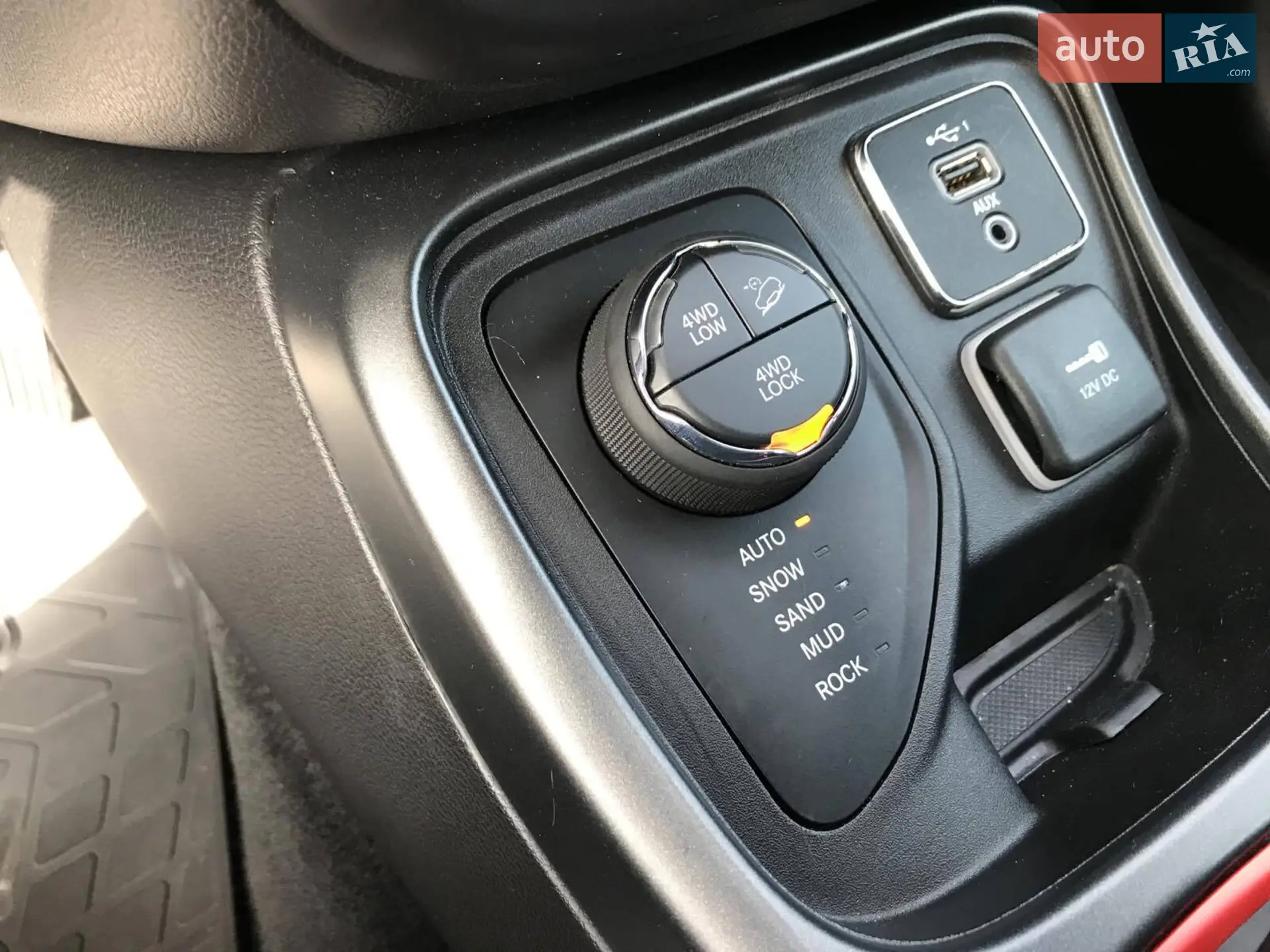 2018 Jeep Compass - мініатюра 38