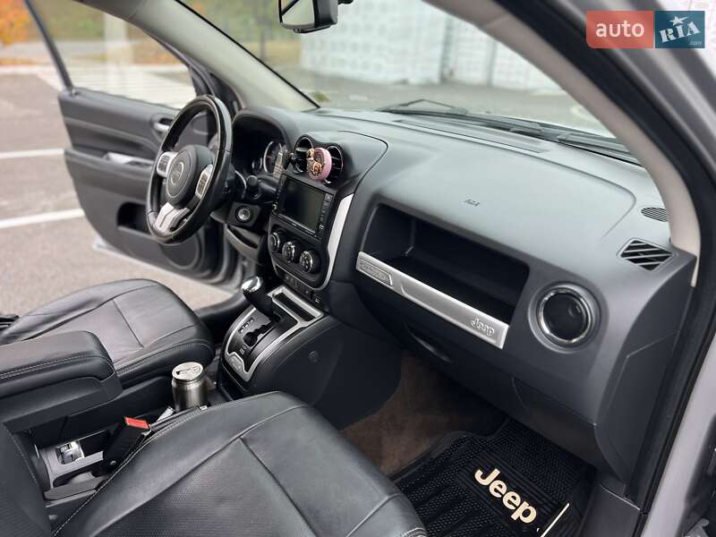 Позашляховик / Кросовер Jeep Compass 2014 в Києві