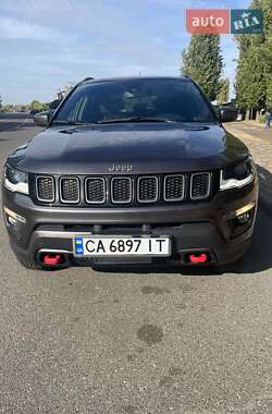 Внедорожник / Кроссовер Jeep Compass 2020 в 