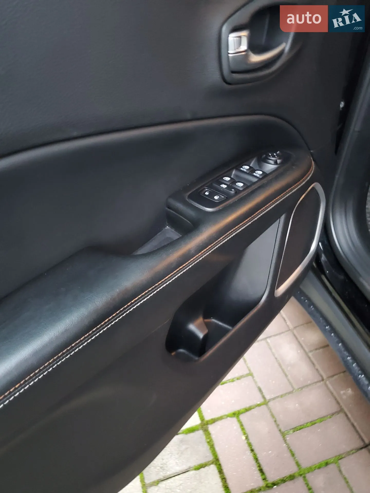 2020 Jeep Compass - мініатюра 7