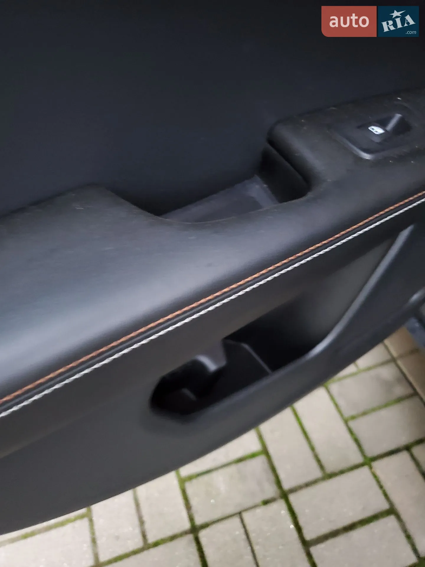 2020 Jeep Compass - мініатюра 2