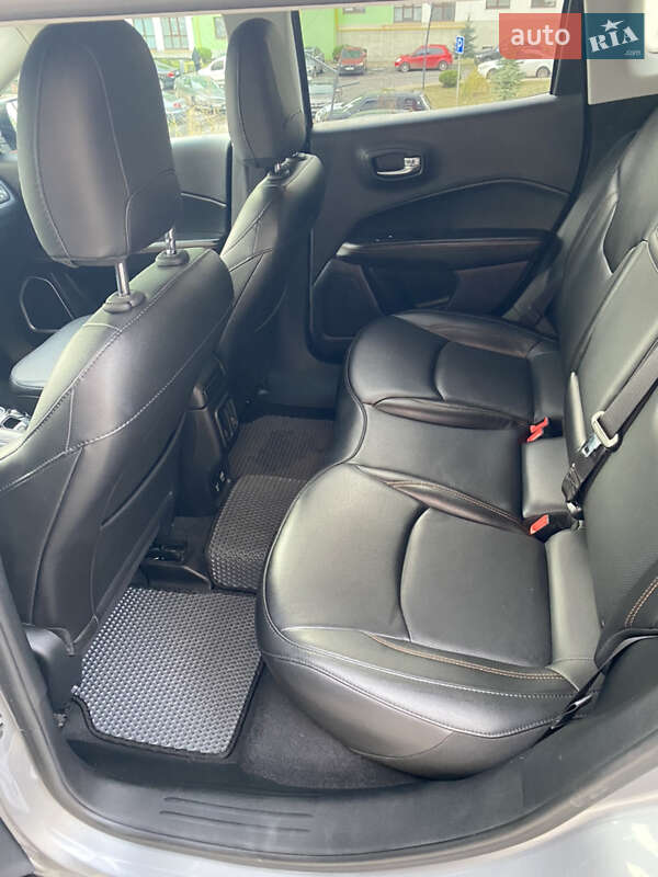 Внедорожник / Кроссовер Jeep Compass 2018 в Ровно