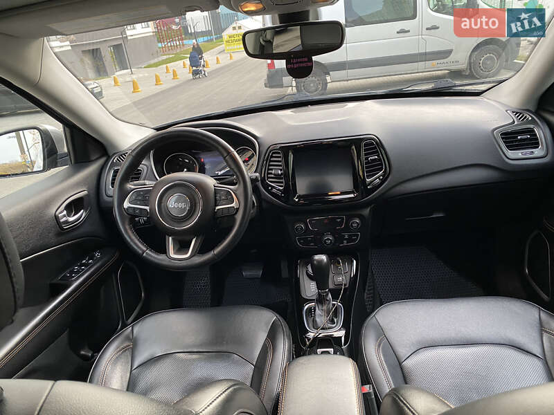 Внедорожник / Кроссовер Jeep Compass 2018 в Ровно