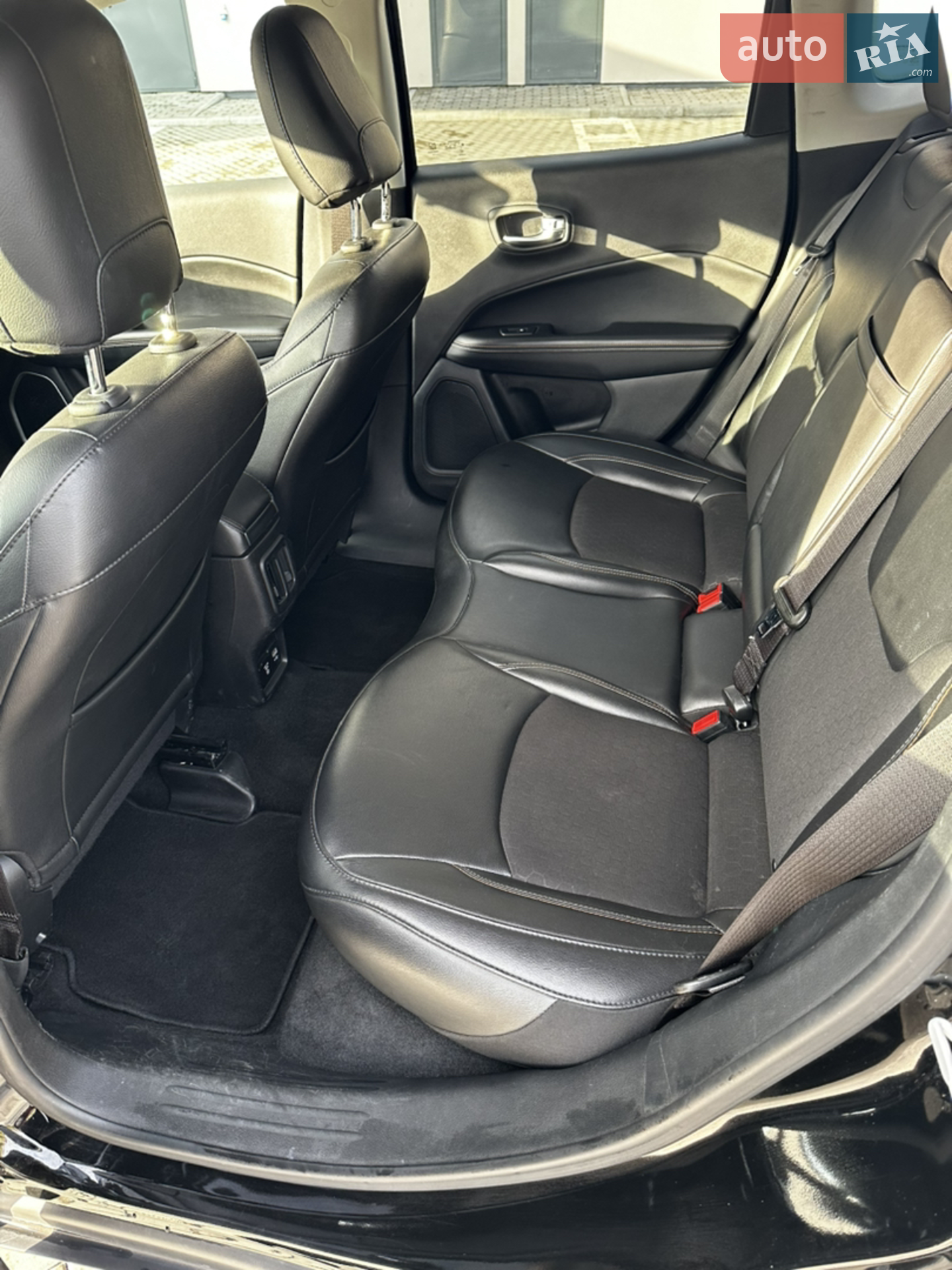 2019 Jeep Compass - мініатюра 19