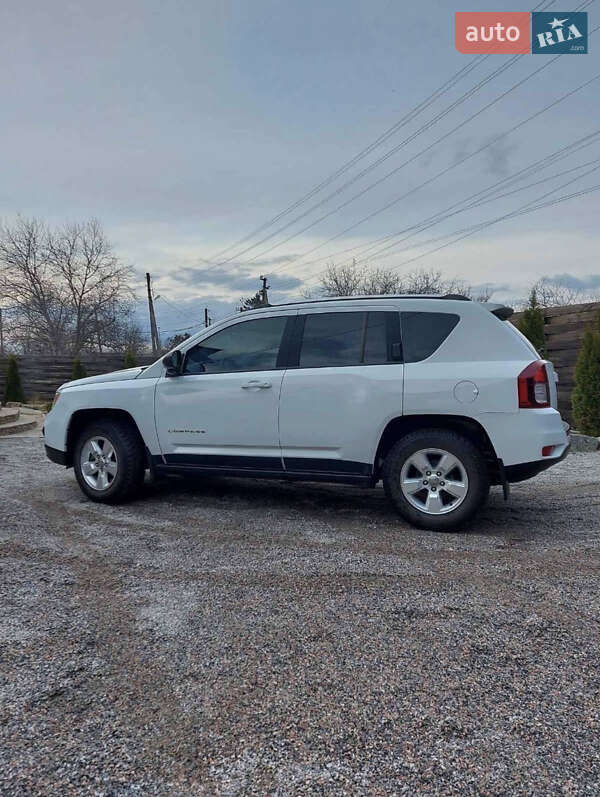 Внедорожник / Кроссовер Jeep Compass 2013 в Харькове