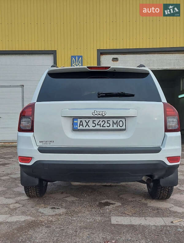 Внедорожник / Кроссовер Jeep Compass 2013 в Харькове