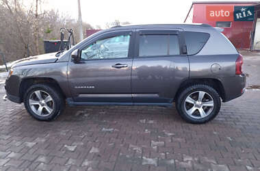 Позашляховик / Кросовер Jeep Compass 2015 в 