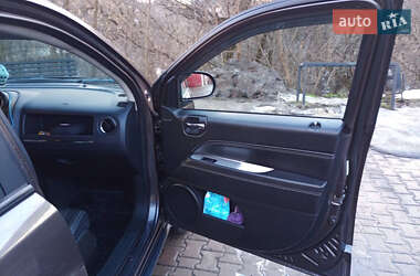 Позашляховик / Кросовер Jeep Compass 2015 в 