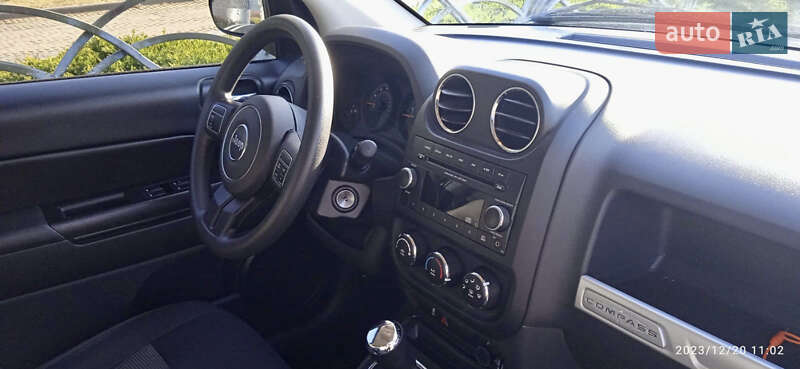 Позашляховик / Кросовер Jeep Compass 2013 в Южному