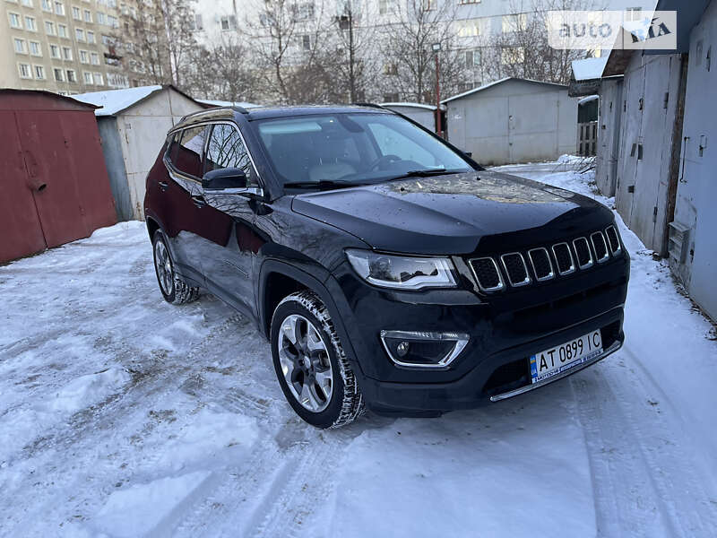 Внедорожник / Кроссовер Jeep Compass 2017 в Ивано-Франковске