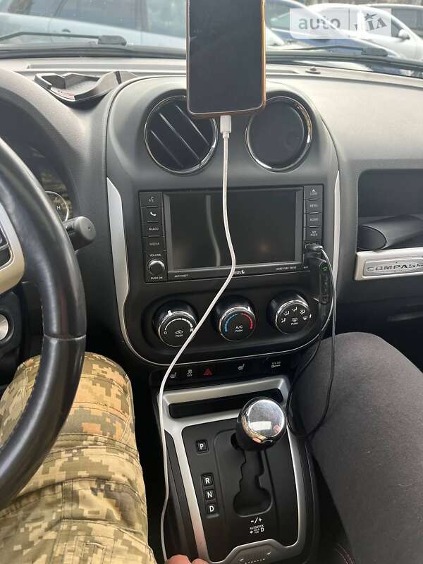 Внедорожник / Кроссовер Jeep Compass 2016 в Черкассах