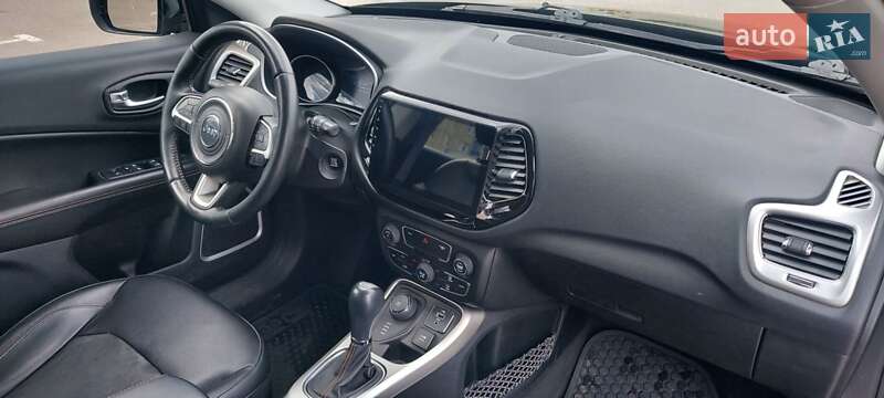 Внедорожник / Кроссовер Jeep Compass 2017 в Каменец-Подольском