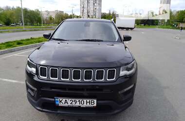 Позашляховик / Кросовер Jeep Compass 2017 в Києві