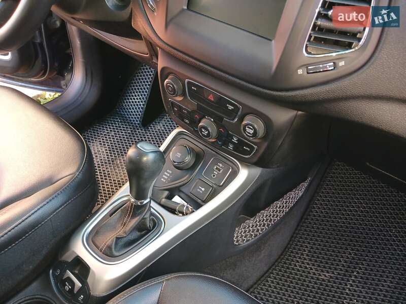 Внедорожник / Кроссовер Jeep Compass 2019 в Долине