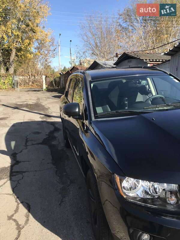 Внедорожник / Кроссовер Jeep Compass 2016 в Черкассах
