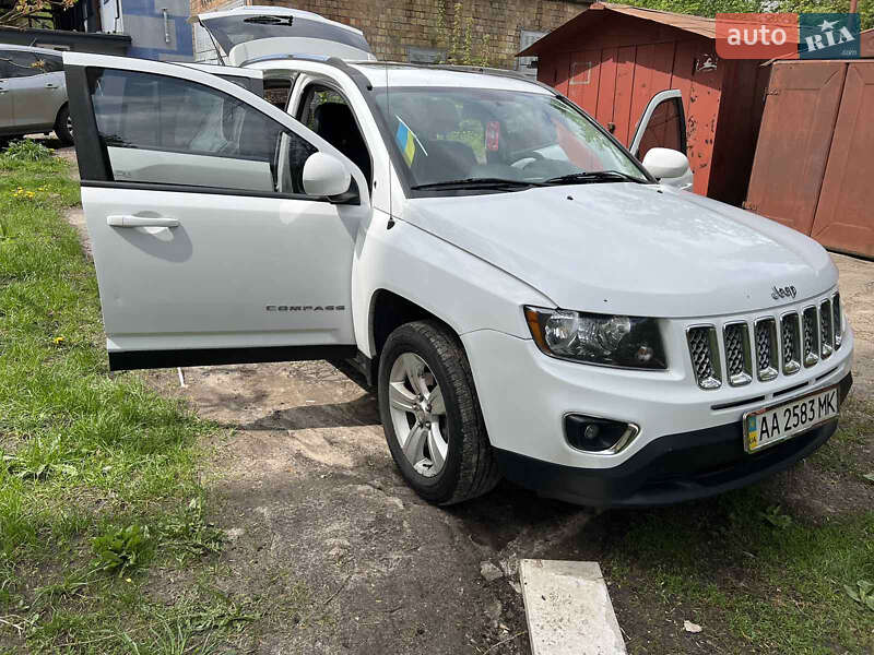 Позашляховик / Кросовер Jeep Compass 2016 в Києві