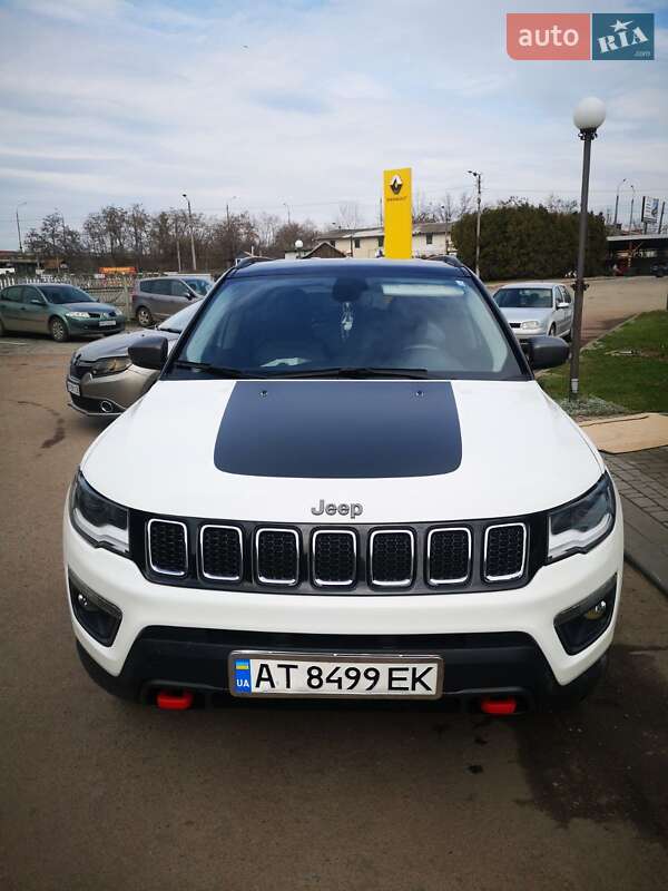 Внедорожник / Кроссовер Jeep Compass 2020 в 