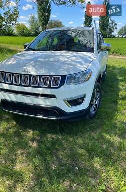 Внедорожник / Кроссовер Jeep Compass 2017 в Кагарлыке