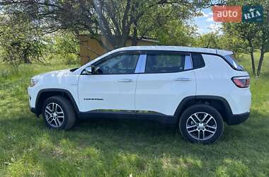 Внедорожник / Кроссовер Jeep Compass 2017 в Кагарлыке