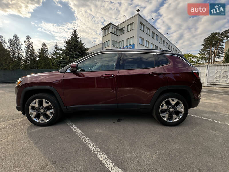 Внедорожник / Кроссовер Jeep Compass 2020 в Киеве