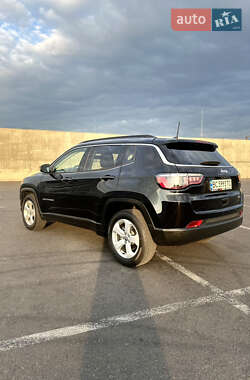 Внедорожник / Кроссовер Jeep Compass 2021 в 