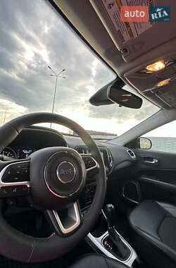 Внедорожник / Кроссовер Jeep Compass 2021 в 