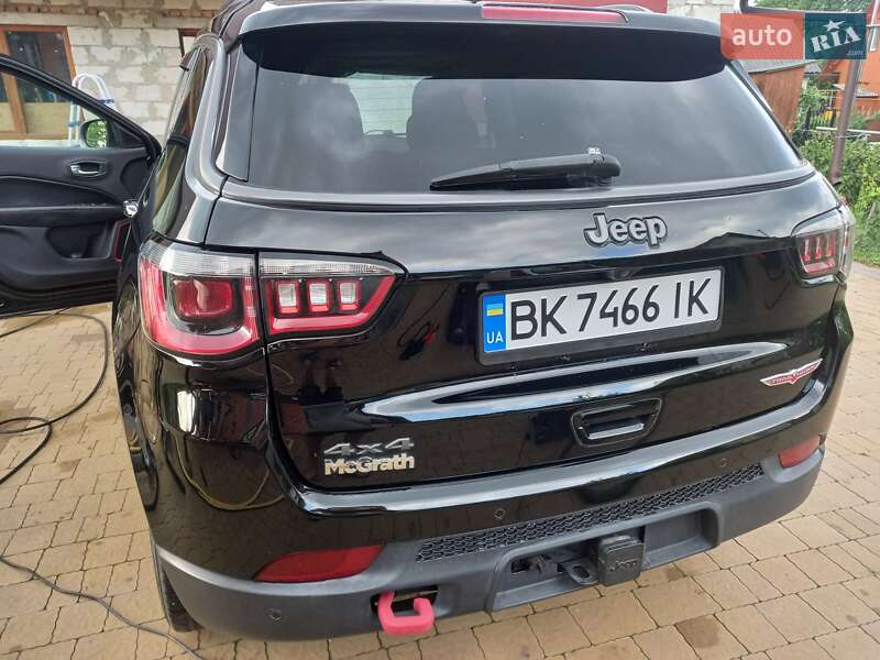 Внедорожник / Кроссовер Jeep Compass 2017 в Дубно
