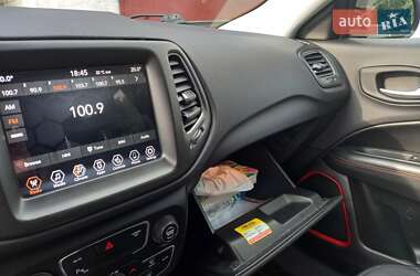 Внедорожник / Кроссовер Jeep Compass 2017 в Дубно