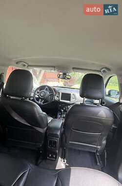 Внедорожник / Кроссовер Jeep Compass 2020 в 