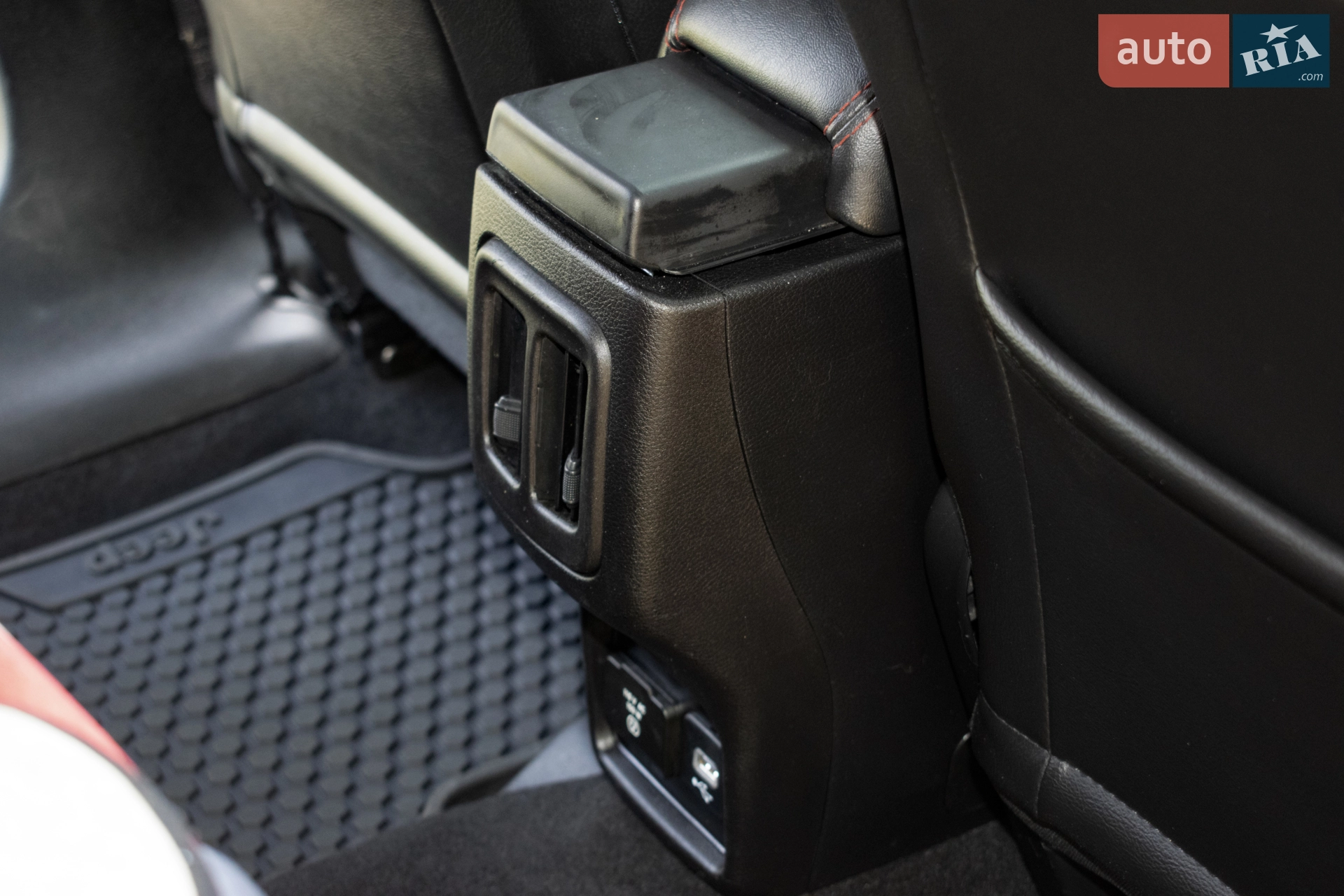 2019 Jeep Compass - мініатюра 20