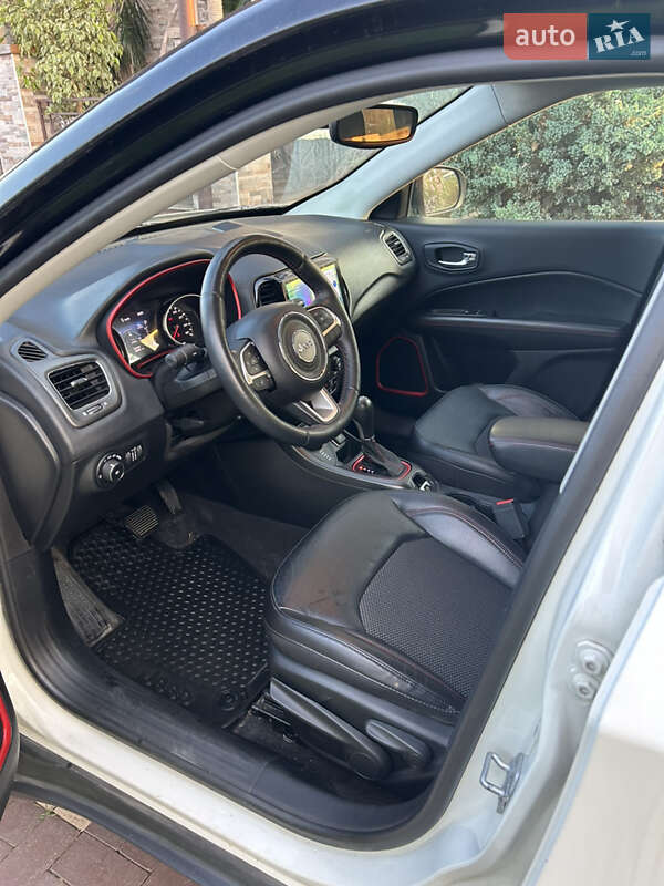 Позашляховик / Кросовер Jeep Compass 2017 в Полтаві фото 14 Позашляховик / Кросовер Jeep Compass 2017 в Полтаві