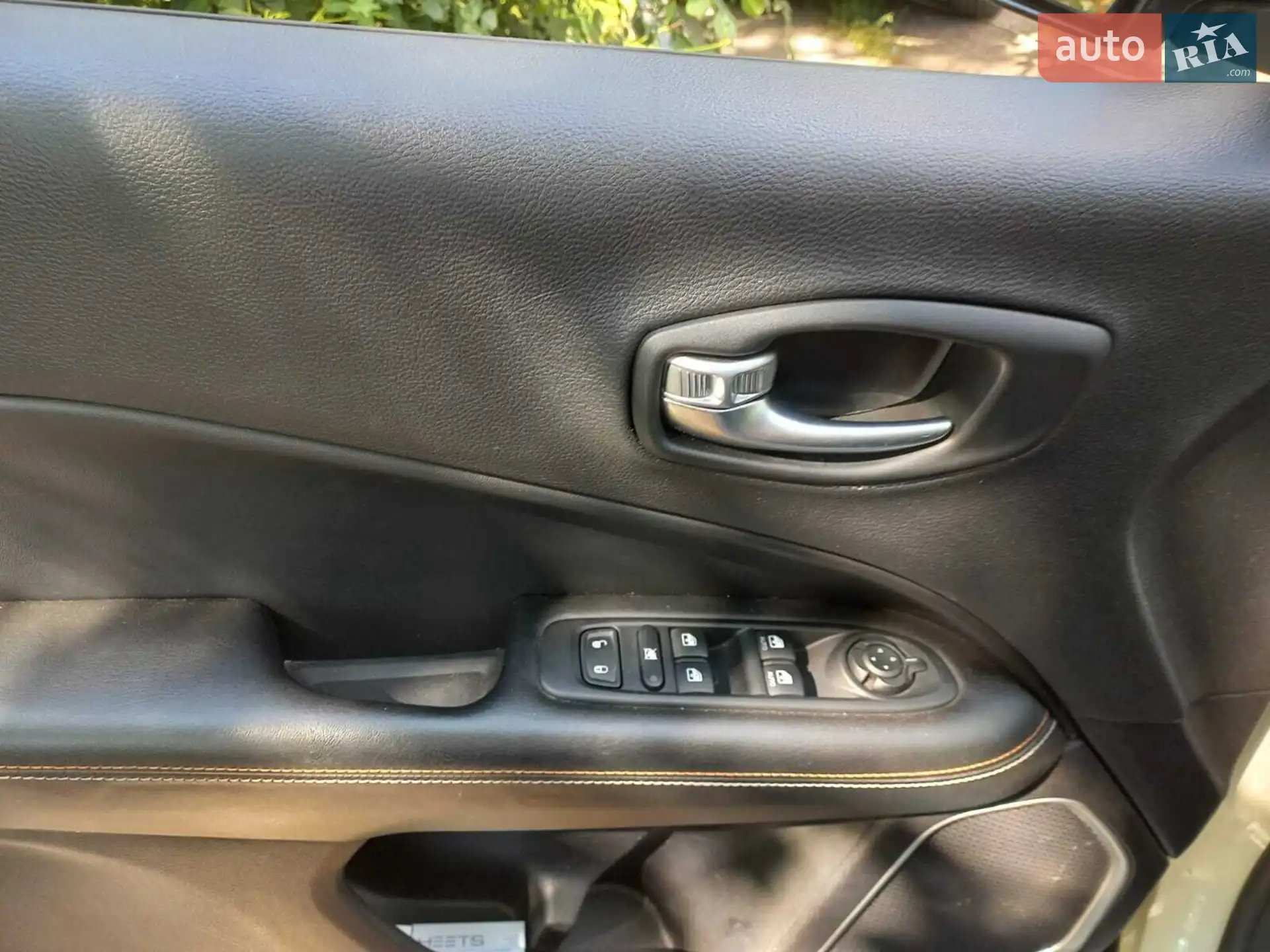 2017 Jeep Compass - мініатюра 9