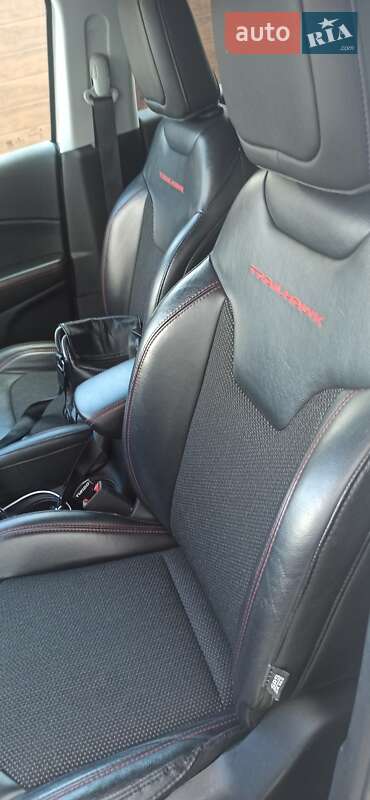 Позашляховик / Кросовер Jeep Compass 2018 в Рівному фото 18 Позашляховик / Кросовер Jeep Compass 2018 в Рівному